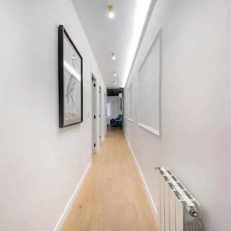 Apartamento Bebarceloner Eixample - 4 Bedrooms Barcelona