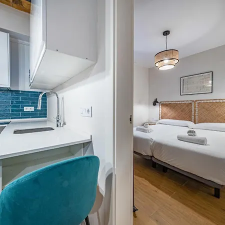 Bebarceloner Eixample - 4 Bedrooms Barcelona