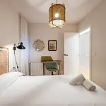 Bebarceloner Eixample - 4 Bedrooms Apartamento Barcelona