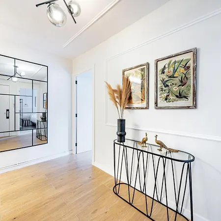 Appartamento Bebarceloner Eixample - 4 Bedrooms Barcellona