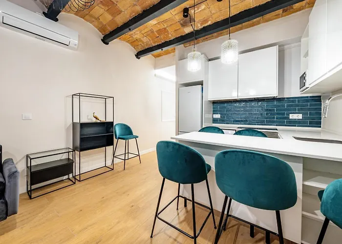 Bebarceloner Eixample - 4 Bedrooms Апартаменты
