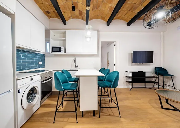Bebarceloner Eixample - 4 Bedrooms Appartamento *