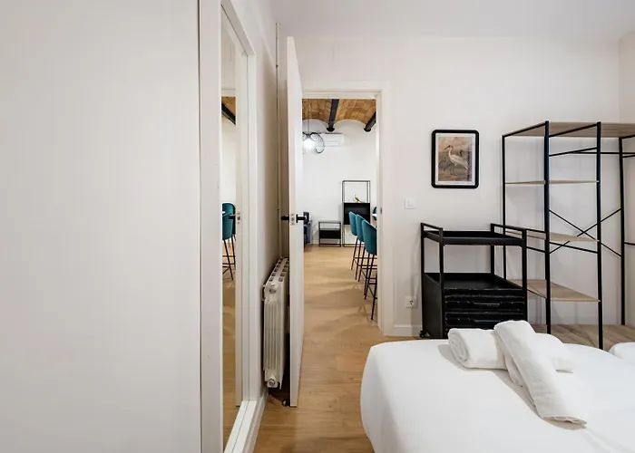 Bebarceloner Eixample - 4 Bedrooms شقة برشلونة